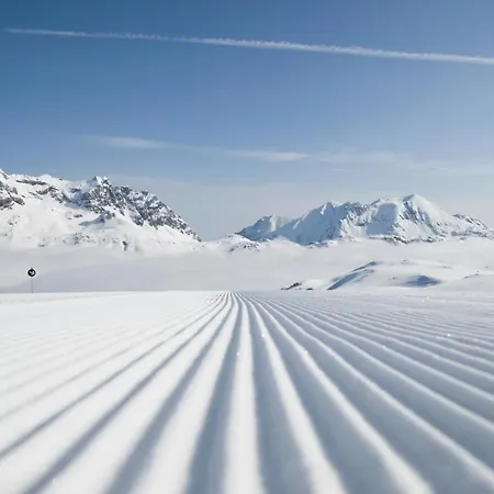 Dağ evi Lux Alp Am Arlberg *