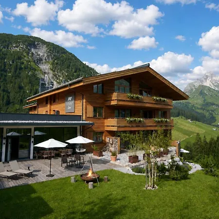 Lux Alp Am Arlberg Dağ evi