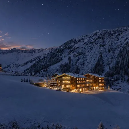 Lux Alp Am Arlberg Шале *